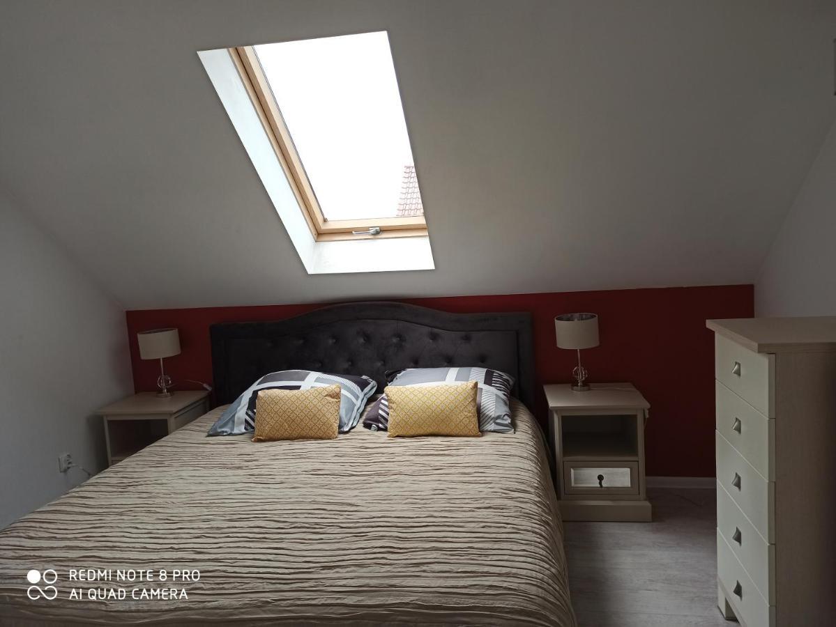 Dom Z Ogrodem Villa Laka  Bagian luar foto
