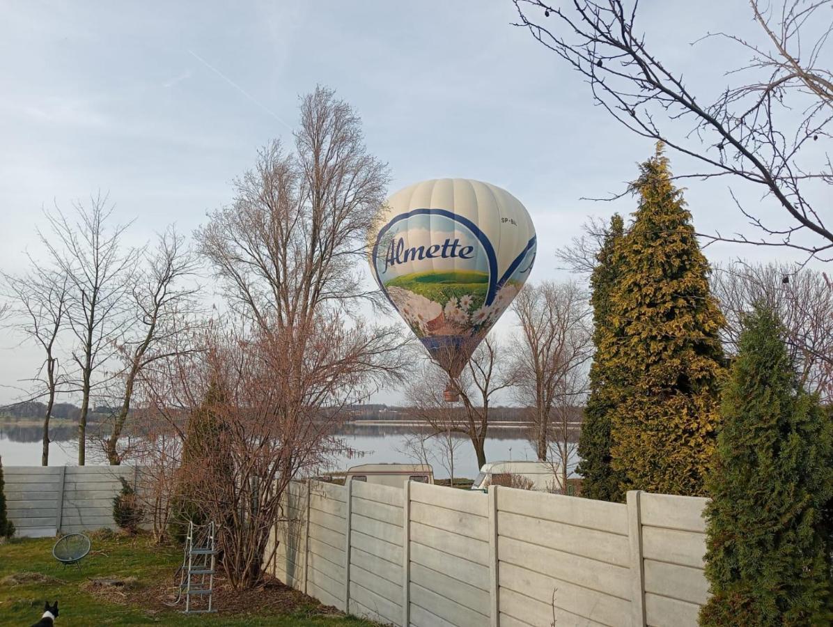 Dom Z Ogrodem Villa Laka  Bagian luar foto